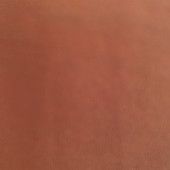 Formfitting, soft cotton blend very pretty caramel shade round neck - Picture 2 of 3